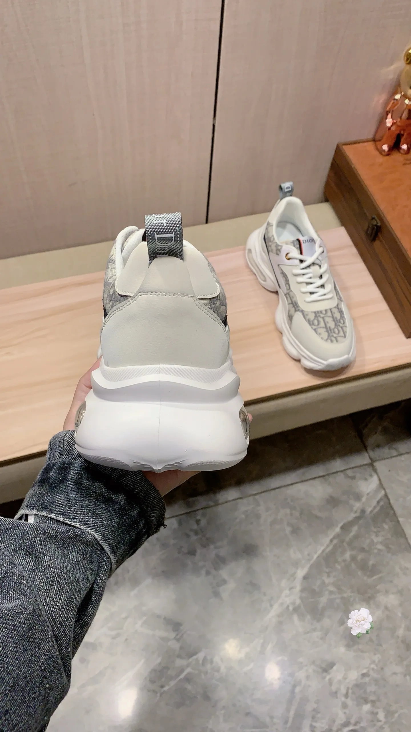 Men's men's shoes💰460💰💰🎩🎩[Lightning][Lightning] "Dior DIOR*" latest • popular casual shoes, top brand [seduce] luxury ~ purchasing agency, top ~ quality. [Strong] The upper is made of imported breathable cowhide with material ➕ breathable sheepskin feet (•) and fine workmanship. The original stylish and stylish soft rubber wear-resistant and non-slip outsole is light and comfortable on the feet. The real thing looks better when photographed in person. 012: code: 38-44, 2️⃣ colors selected